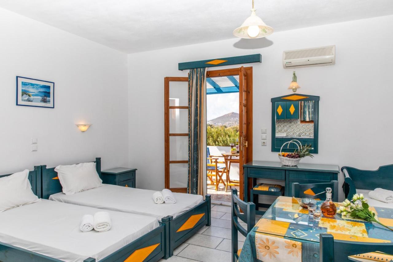 Surfer Paradise Naxos City Exterior photo